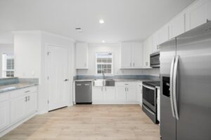 Cottage Grove: 3 Bedroom 2 Bathroom