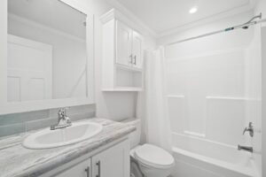 Cottage Grove: 3 Bedroom 2 Bathroom