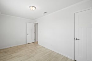 Cottage Grove: 3 Bedroom 2 Bathroom