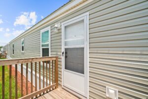 Cottage Grove: 3 Bedroom 2 Bathroom