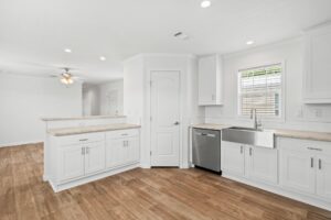 Cottage Grove: 3 Bedroom 2 Bathroom