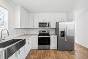 Cottage Grove: 3 Bedroom 2 Bathroom