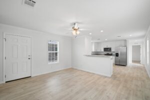 Cottage Grove: 3 Bedroom 2 Bathroom